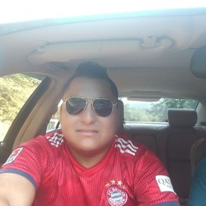 Meet your Posher, Michel